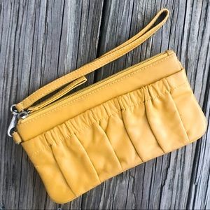 ILI NY Leather Clutch Wristlet Handbag Purse 8x4.5